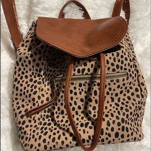 Universal Thread Backpack